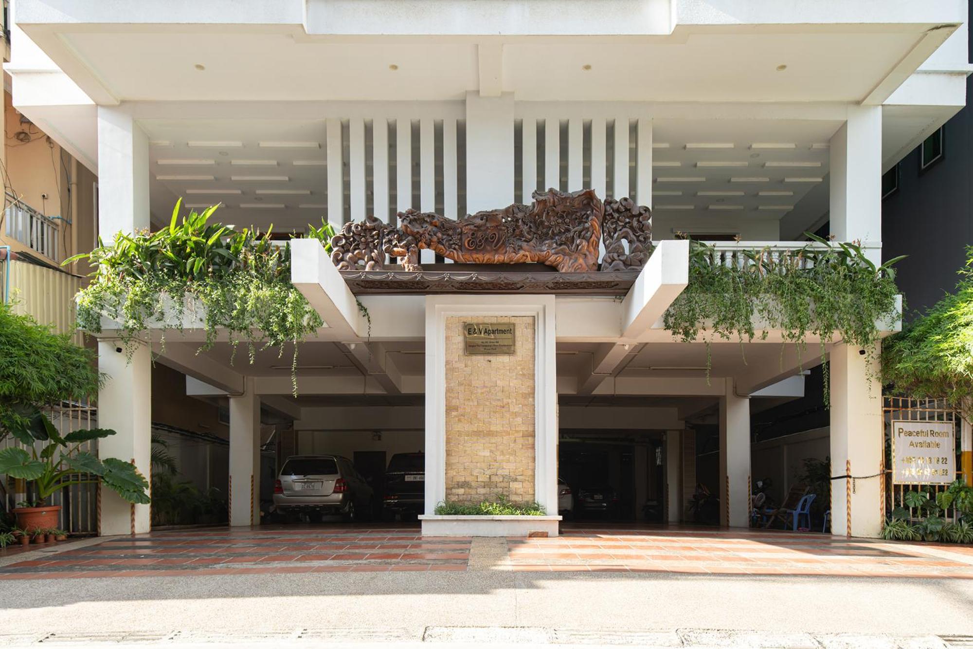 E&V Apartment Phnom Penh Eksteriør billede